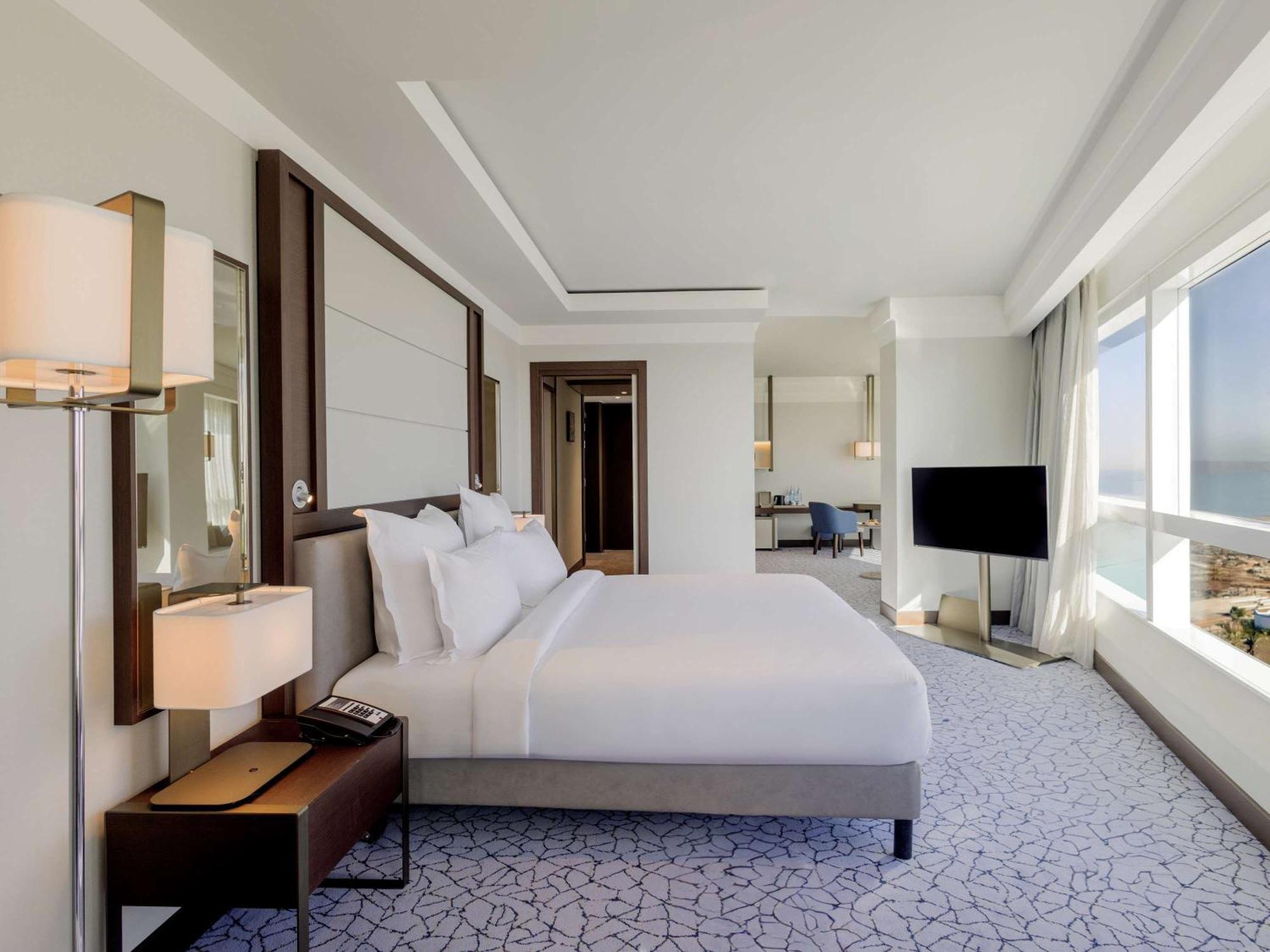 Hotel Oran Bay Managed By Accor Luaran gambar