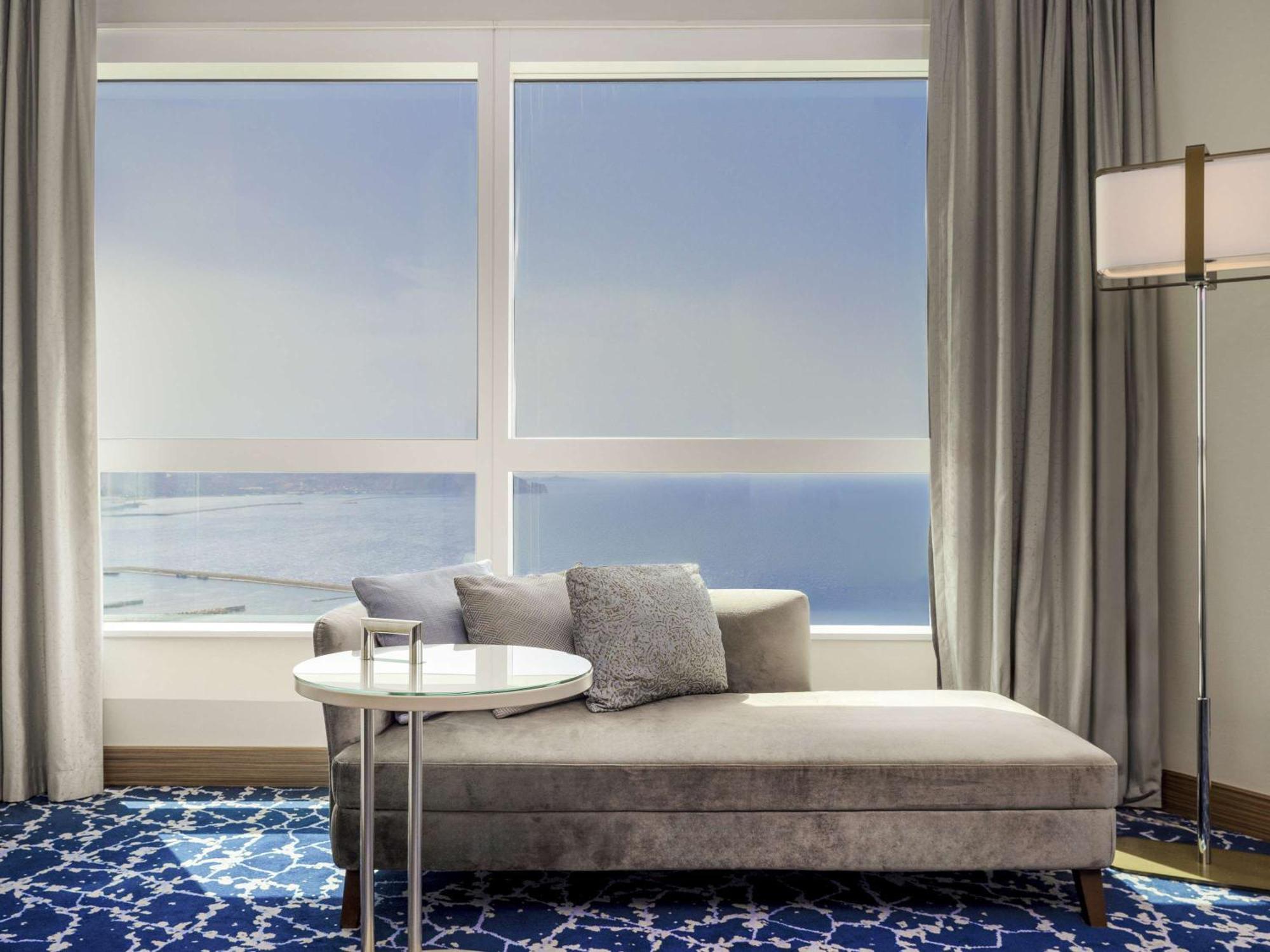 Hotel Oran Bay Managed By Accor Luaran gambar
