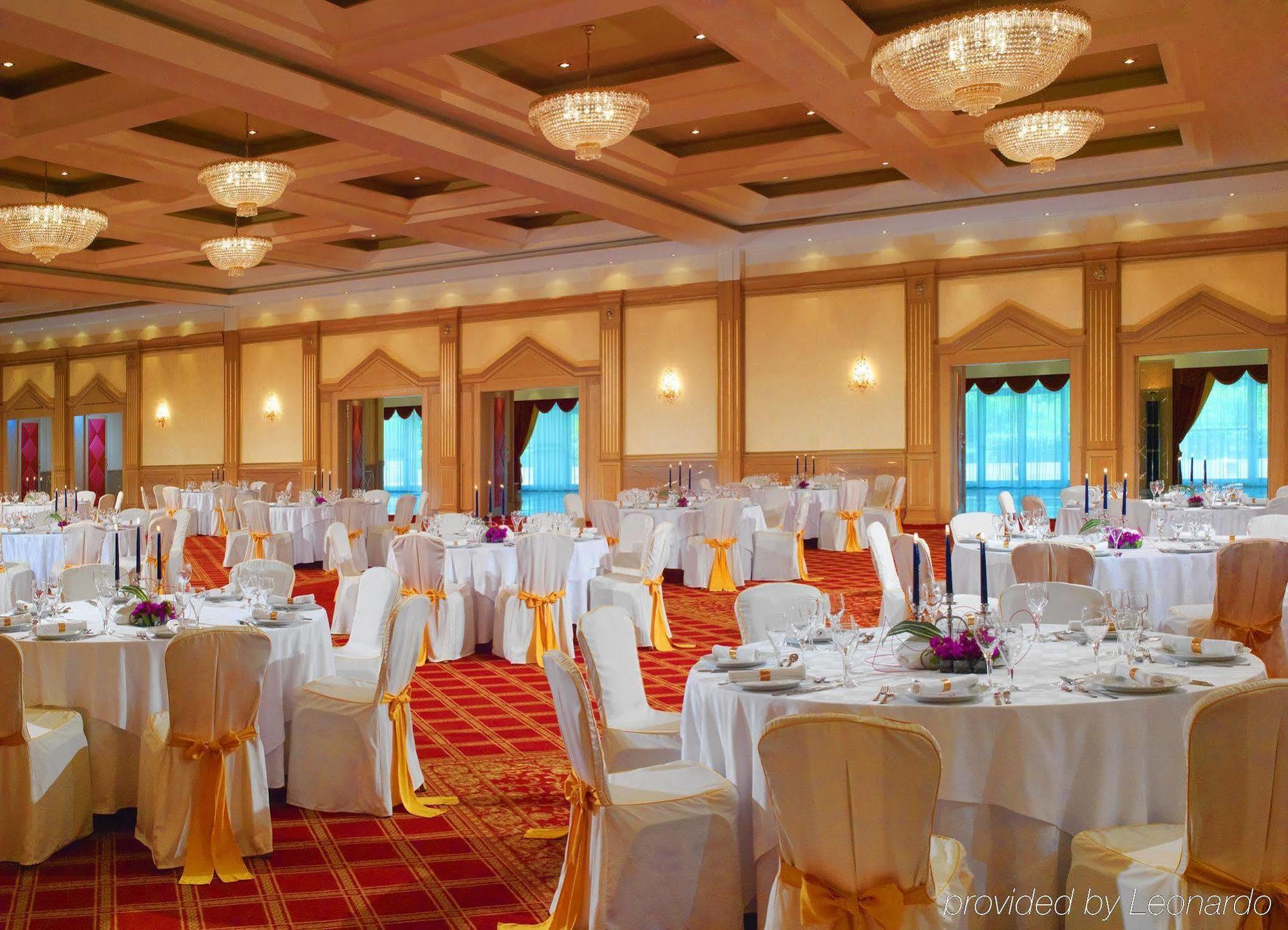 Hotel Oran Bay Managed By Accor Luaran gambar