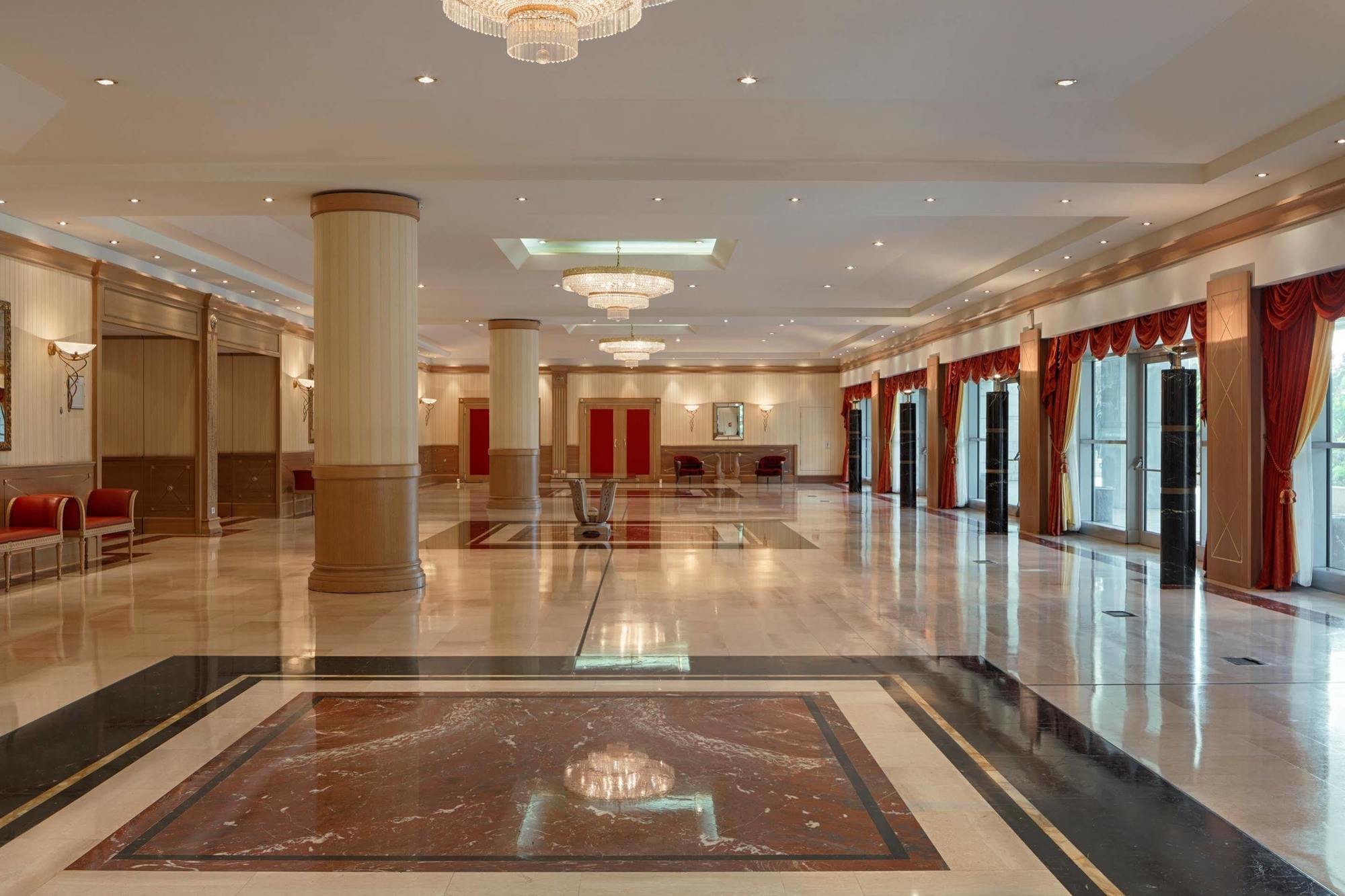 Hotel Oran Bay Managed By Accor Luaran gambar